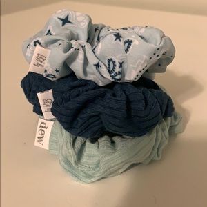 Dew Edit Mini scrunchies (set of 3)